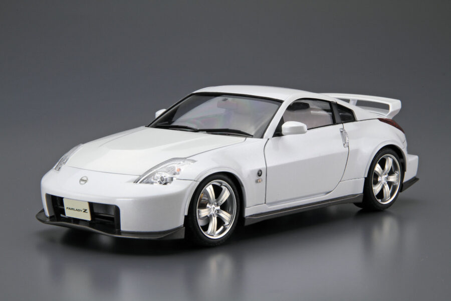 1:24 Scale Aoshima Nissan Z33 350Z Fairlady Z Version Nismo Model Kit - Image 2
