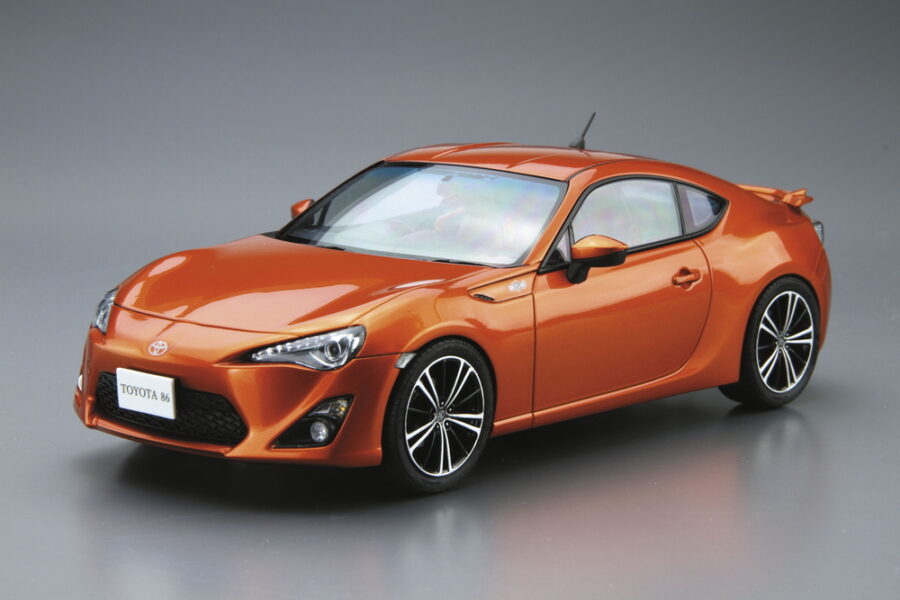 1:24 Scale Aoshima Toyota 86 ZN6 GT86 Model Kit - Image 4