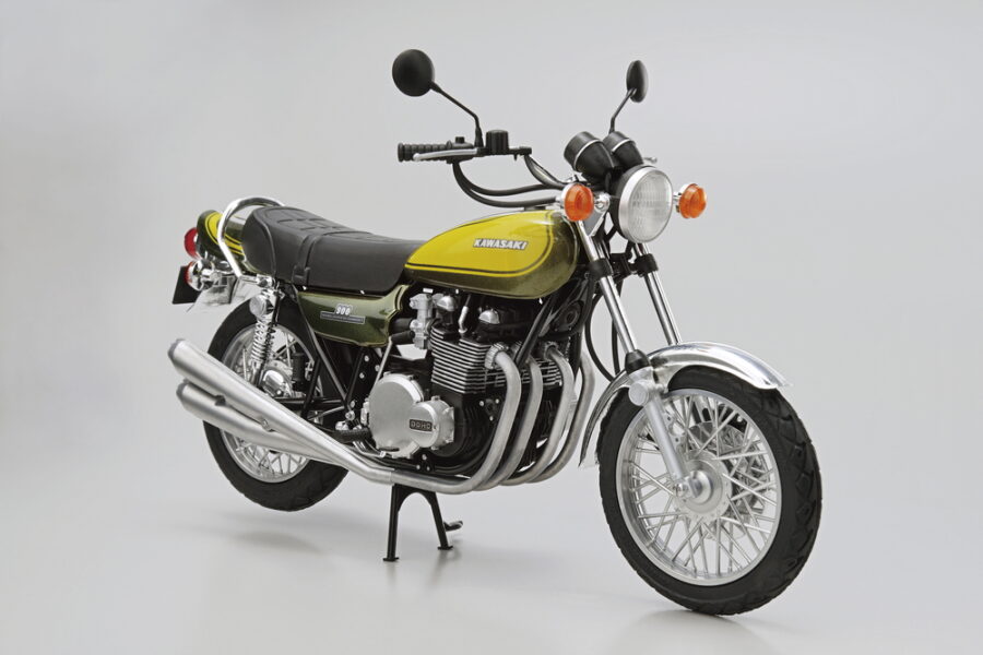 1:12 Scale Aoshima Kawasaki 900 Super4 Z1 w/Custom Parts Bike Model Kit - Image 2