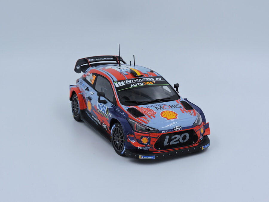 1:24 Scale Belkits Hyundai I20 Coupe WRC 2019 Neuville Model Kit - Image 2