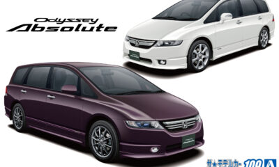 1:24 Scale Aoshima Honda RB1 Odyssey Absolute '06 Car Model Kit