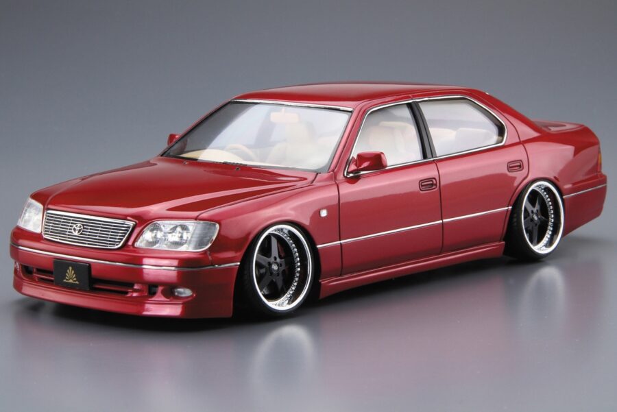 1:24 Scale Aoshima Toyota Haute Couture UCF21 Celsior Model Kit - Image 2