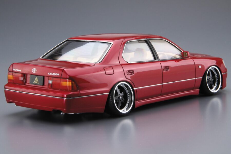 1:24 Scale Aoshima Toyota Haute Couture UCF21 Celsior Model Kit - Image 3