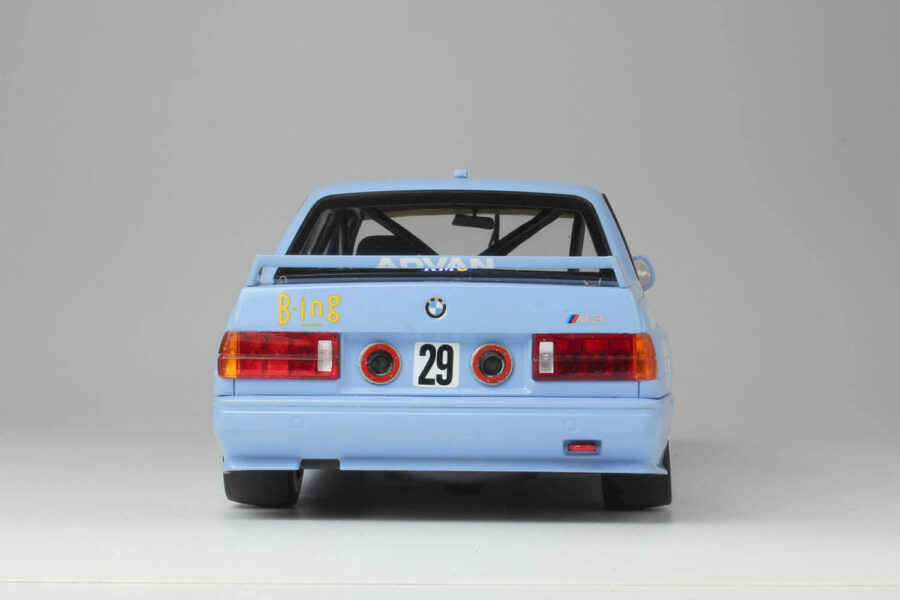 1:24 Scale NuNu BMW M3 E30 JTC '90 Intertec Class Winner Model Kit - Image 6