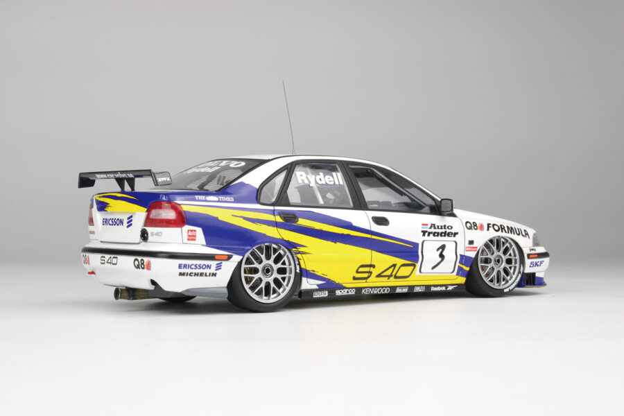 1:24 Scale NuNu Volvo S40 Btcc Winner 1997 Model Kit - Image 4