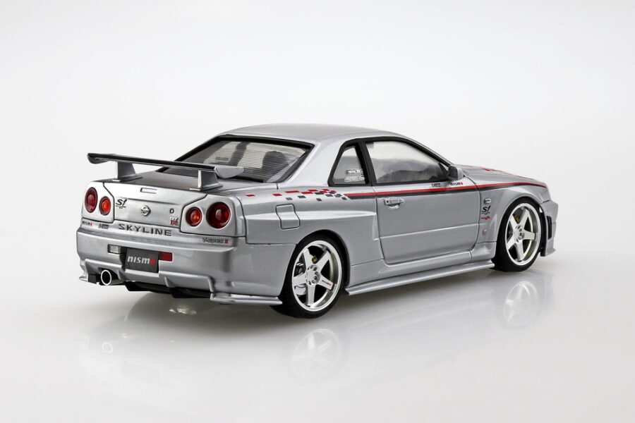 1:24 Scale Aoshima Nissan BNR34 Skyline GTR Nismo S-Tune '04 Model Kit - Image 3