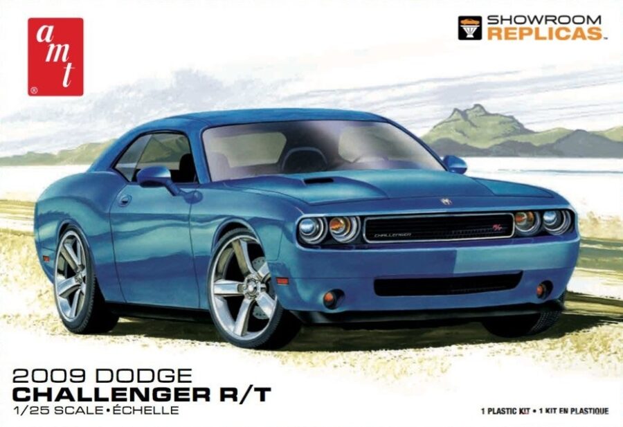 1:25 Scale AMT Dodge Challenger R/T 2009 Model Kit