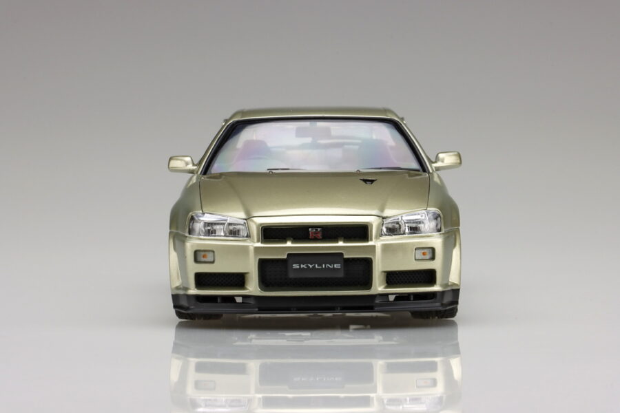 1:24 Scale Aoshima Nissan BNR34 Skyline GT-R V-Spec II Nur. '02 Model Kit - Image 7