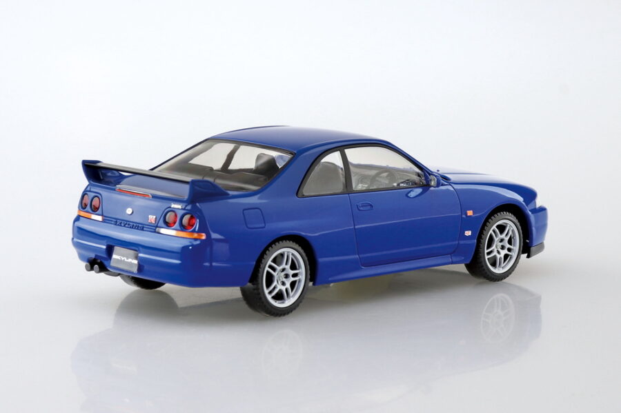1:32 Scale Aoshima Nissan R33 Skyline GTR (Championship Blue) Snap Kit - Image 3