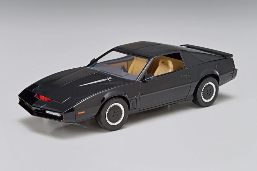 1:24 Scale Knight Rider 2000 K.I.T.T. Season IV Scanner & Sound Unit Model Kit - Image 2