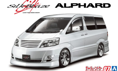 1:24 Scale Aoshima Toyota Silk Blaze MNH/ANH10/15W Alphard '05 Model Kit