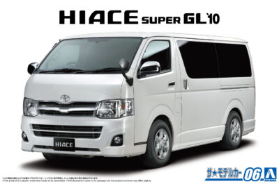 1:24 Scale Aoshima Toyota TRH200V Hiace Super GL '10 Car Model Kit