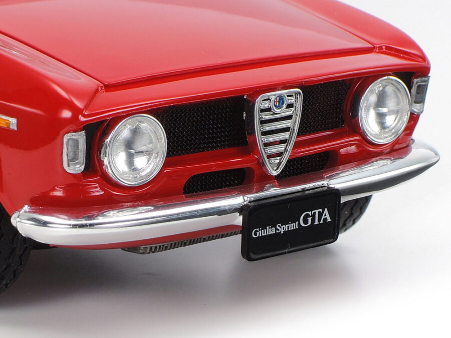 1:24 Scale Tamiya Alfa Romeo Giulia Sprint GTA Model Kit - Image 3