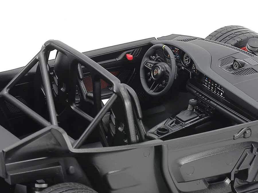 1:24 Scale Tamiya Porsche 911 GT3 RS (992) Model Kit - Image 12