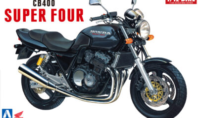 1:12 Scale Aoshima CB400 Super Four Bike Model Kit