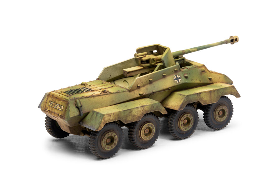 1:76 Scale Airfix SDKFz.234 Armoured Car Model Kit - Image 5