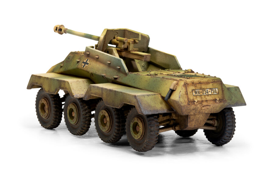 1:76 Scale Airfix SDKFz.234 Armoured Car Model Kit - Image 6