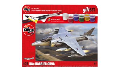 1:400 Scale Airfix Gift Set - BAE Harrier GR.9A