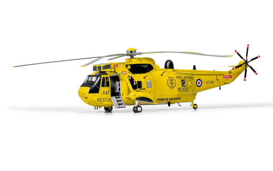 Airfix Gift Set - Westland Sea King HAR.3 - Image 2