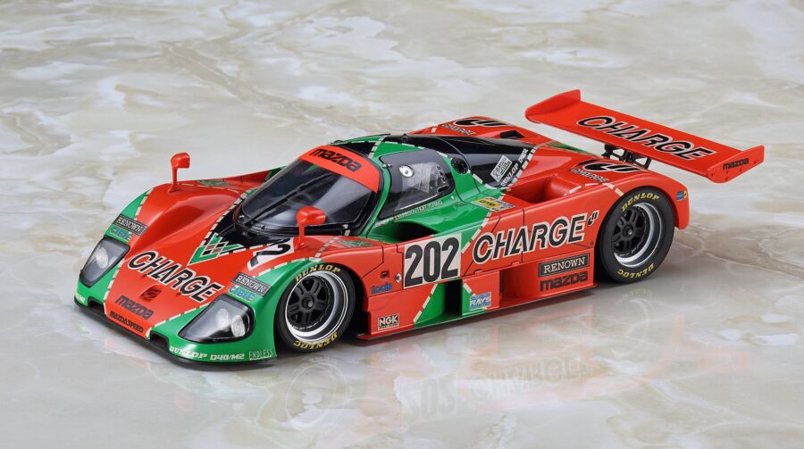 1:24 Scale Hasegawa Charge Mazda 767B Model Kit - Image 2