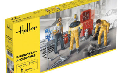 1:24 Scale Heller Racing Team Figures Model kit