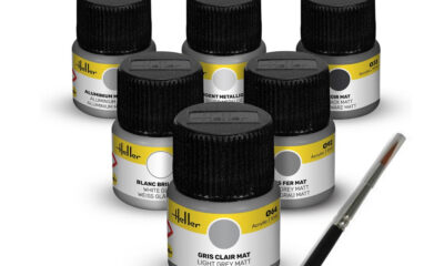 Heller Acrylic Colour Set Civil Aircraft  Acrylic Paints 6 x 12 ml + Brush