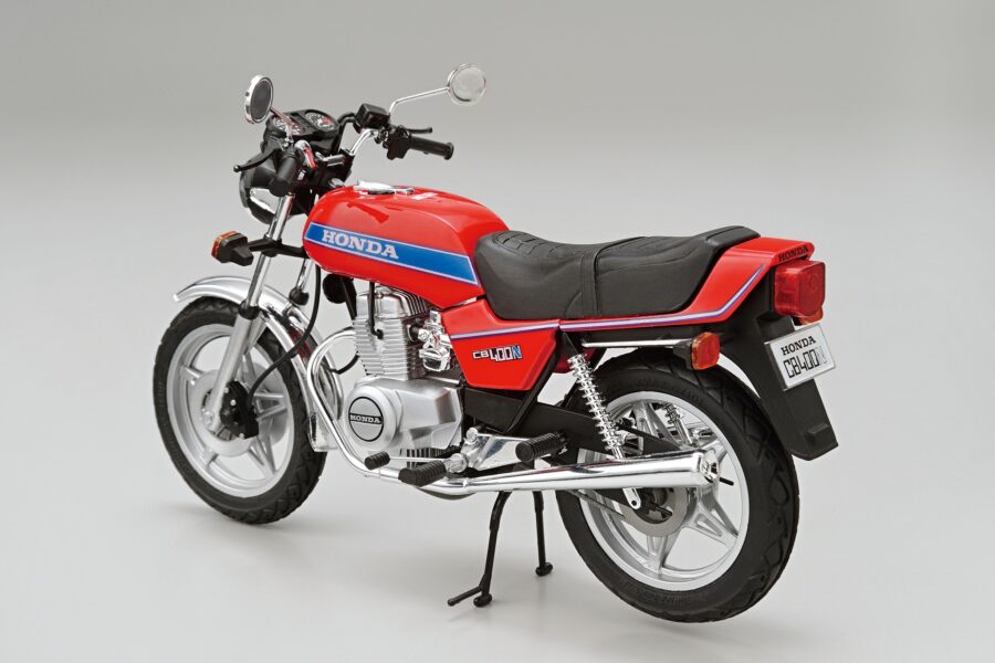 1:12 Scale Aoshima Honda CB400N Hawk-Ⅲ '78 Model Kit - Image 3