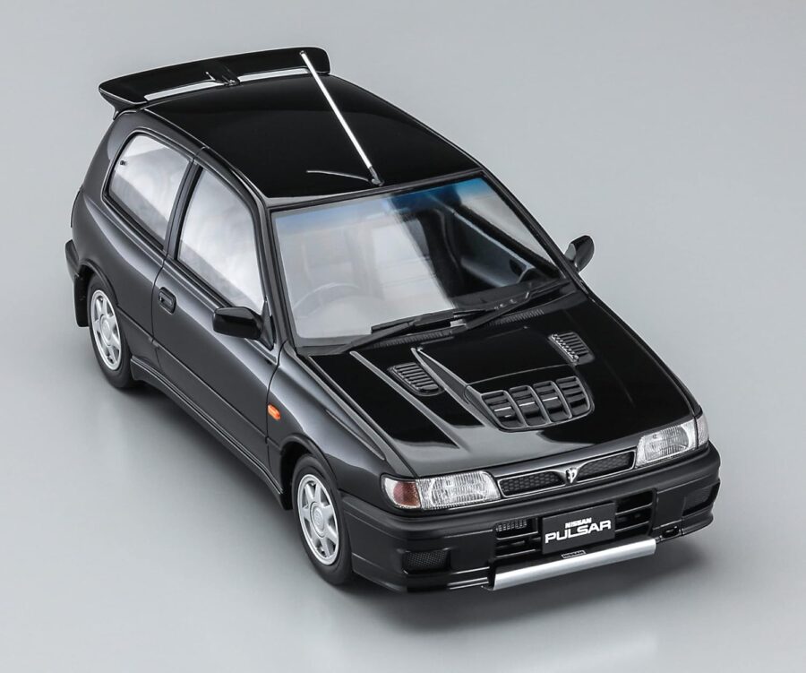 1:24 Scale Hasegawa Nissan Pulsar (RNN14) GTI-R (1990) Model Kit - Image 5