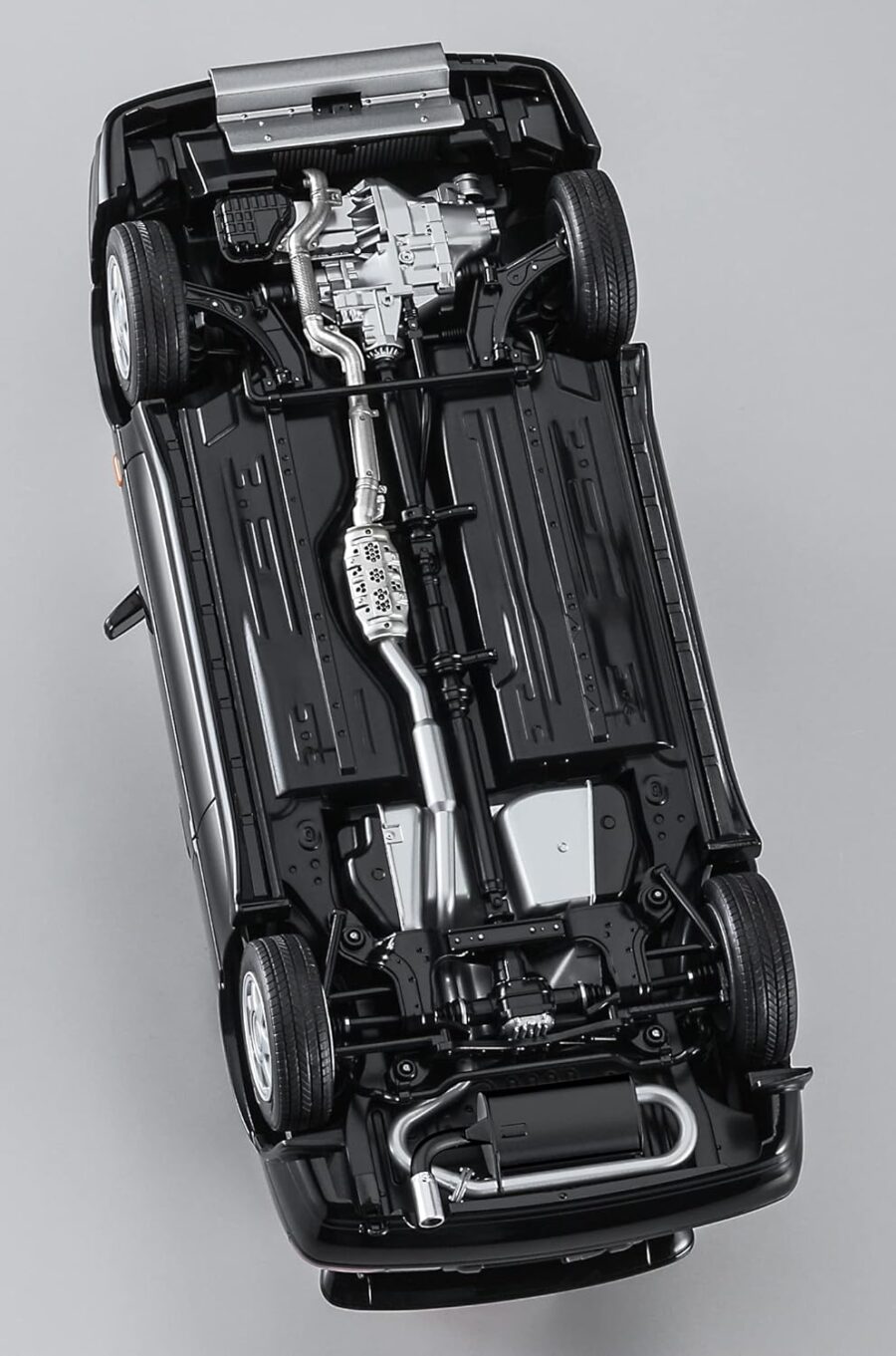 1:24 Scale Hasegawa Nissan Pulsar (RNN14) GTI-R (1990) Model Kit - Image 10