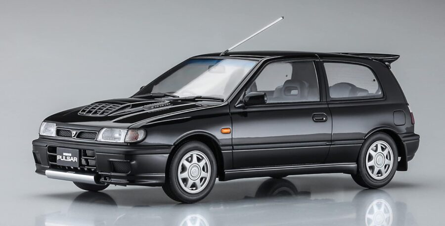 1:24 Scale Hasegawa Nissan Pulsar (RNN14) GTI-R (1990) Model Kit - Image 2