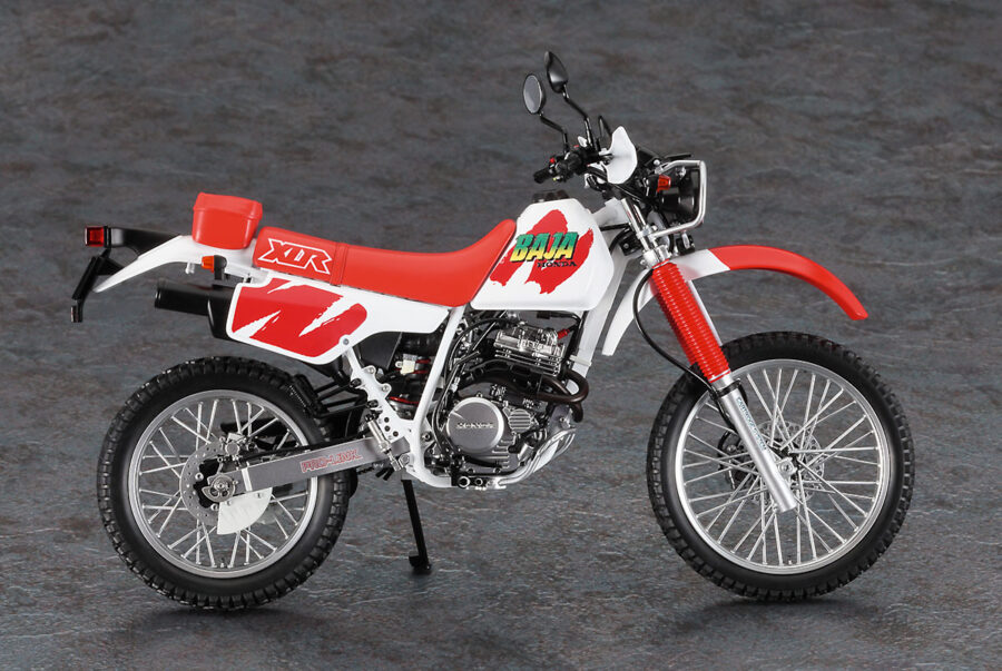 1:12 Scale Hasegawa Honda XLR Baja (MD22) (1991) Model Kit - Image 4
