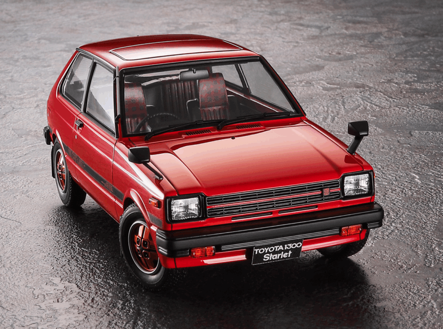1:24 Scale Hasegawa Toyota Starlet KP61 S (3 Door) Middle Version (1980) Model Kit - Image 4