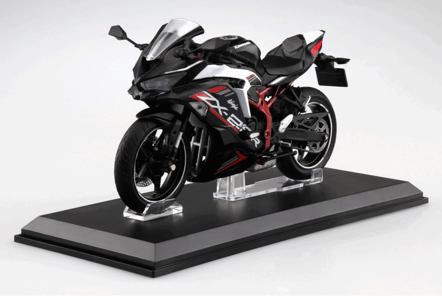1:12 Scale Aoshima Kawasaki Ninja ZX-25R (Metallic Spark Black/Pearl Flat Stardust) Diecast Model - Image 2