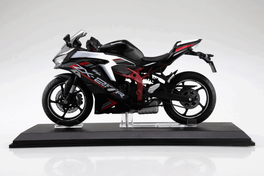 1:12 Scale Aoshima Kawasaki Ninja ZX-25R (Metallic Spark Black/Pearl Flat Stardust) Diecast Model - Image 5