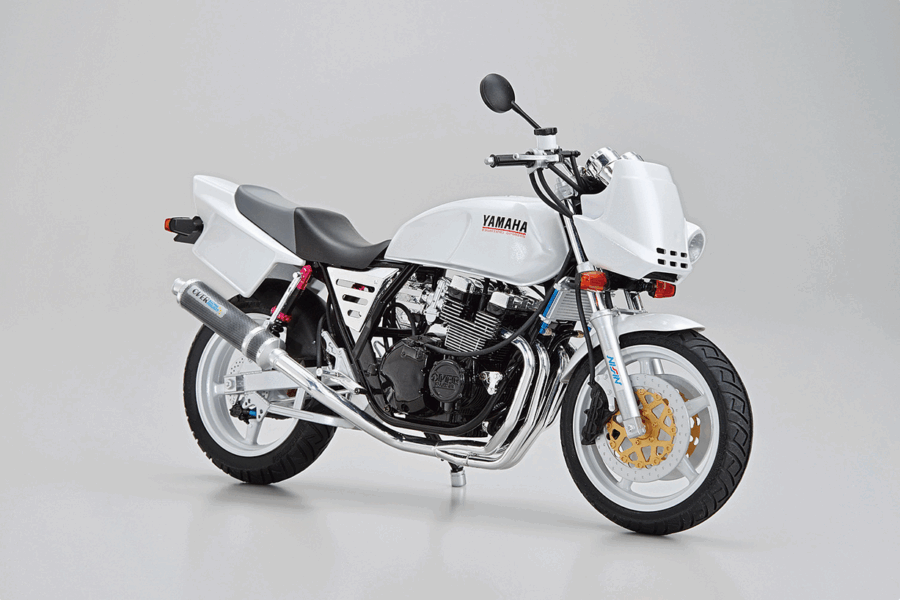 1:12 Scale Aoshima Yamaha 4HM XJR 400S '94 With Custom Parts Model Kit - Image 2