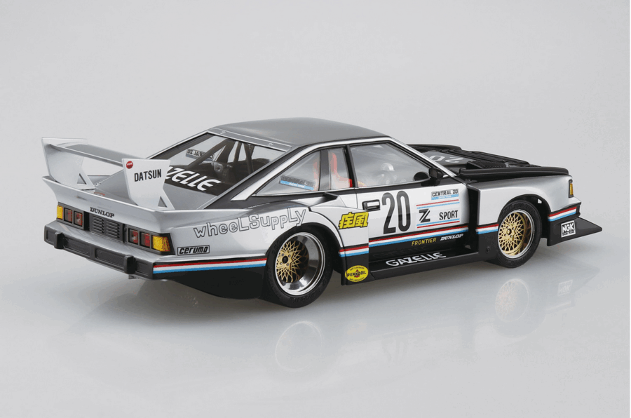 1:24 Scale Aoshima Nissan S110 Gazelle Super Silhouette Model Kit - Image 3