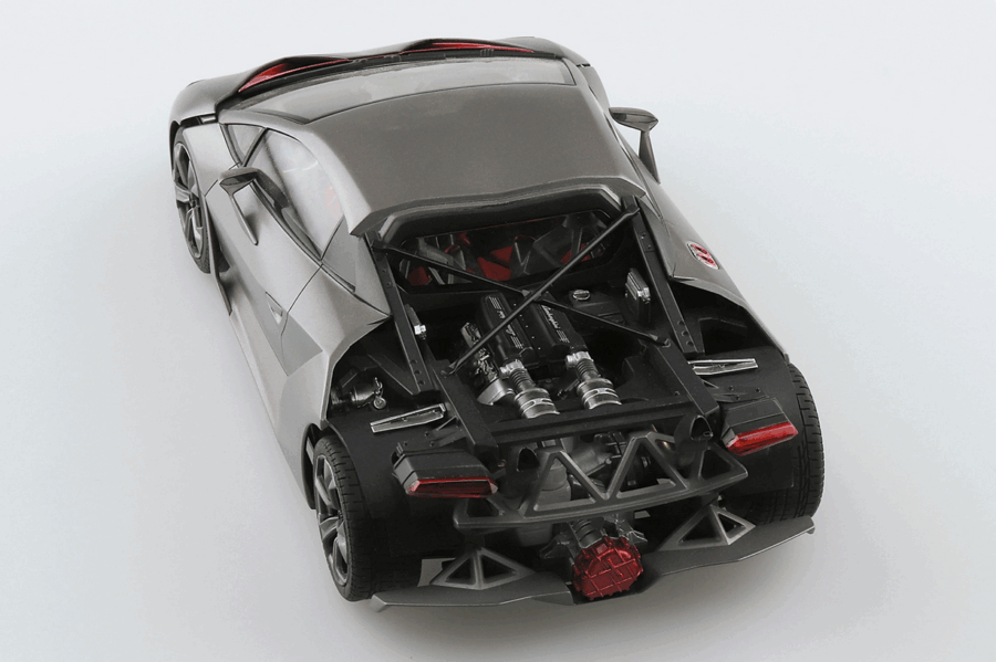 1:24 Scale Aoshima Lamborghini Sesto Elemento Model Kit - Image 4
