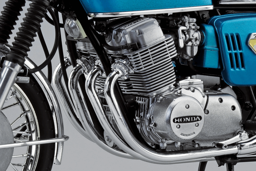 1:12 Scale Aoshima Honda CB750 Dream CB750Four '69 Model Kit - Image 4