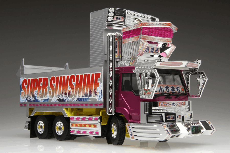 1:32 Scale Aoshima Super Sunshine Truck Model Kit - Image 4