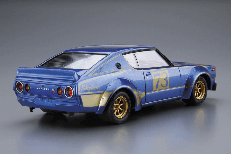 1:24 Scale Aoshima Nissan KPGC110  Skyline 2000 GTR Racing Model Kit - Image 3