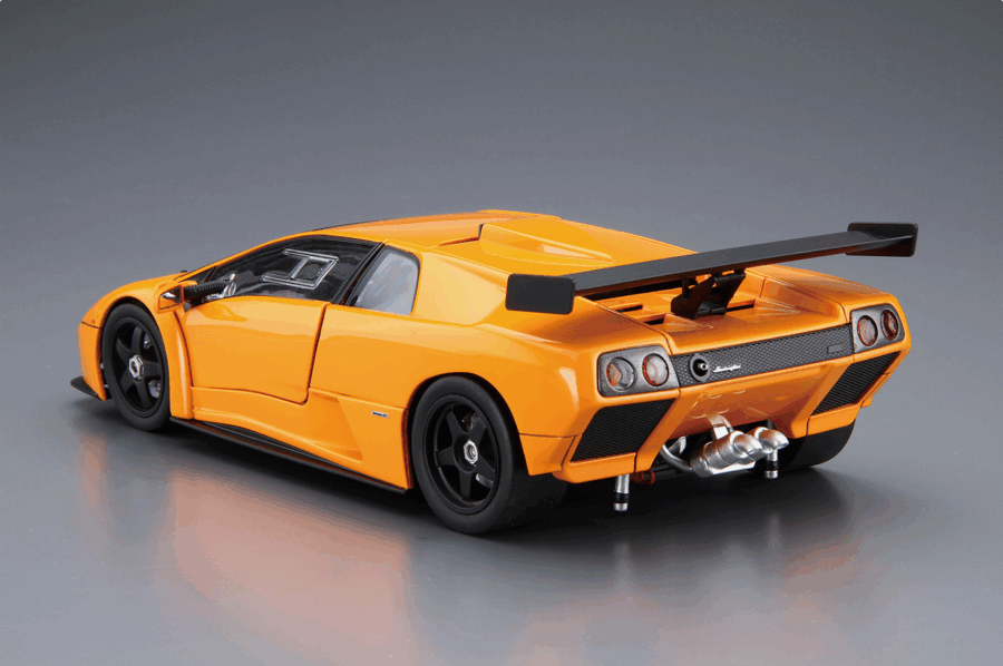 1:24 Scale Aoshima Lamborghini Diablo GTR Model Kit - Image 3