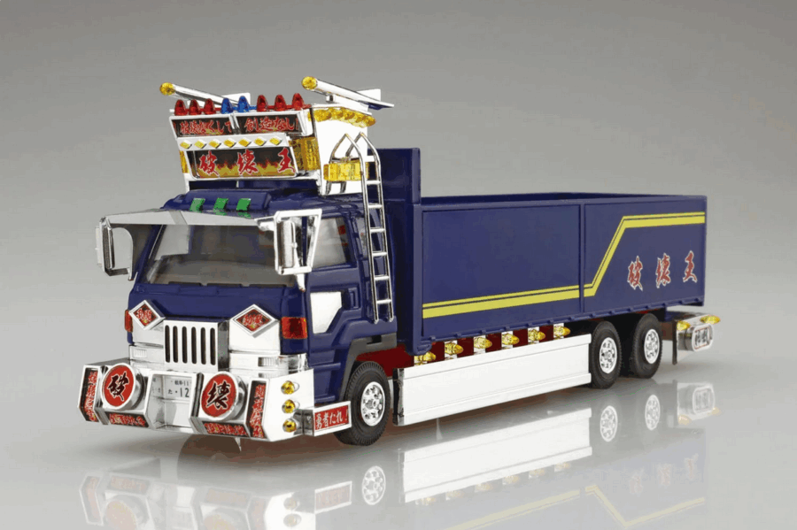 1:64 Scale Aoshima King Crusher Truck Model Kit - Image 2