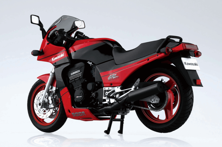 1:12 Scale Aoshima Kawasaki ZX900A GPZ900R Ninja '90 with Custom Parts Model Kit - Image 3