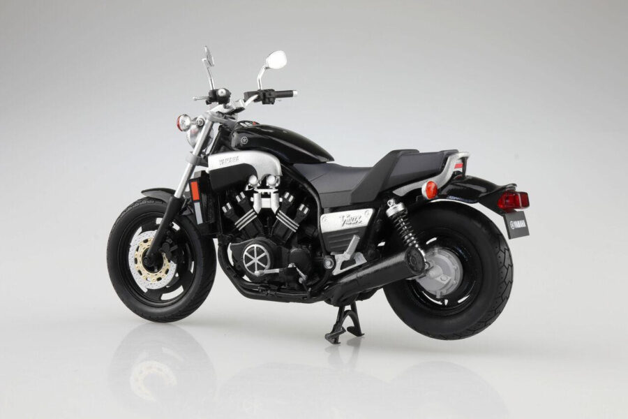 1:12 Scale Aoshima Yamaha Vmax (Black) Diecast Model - Image 5