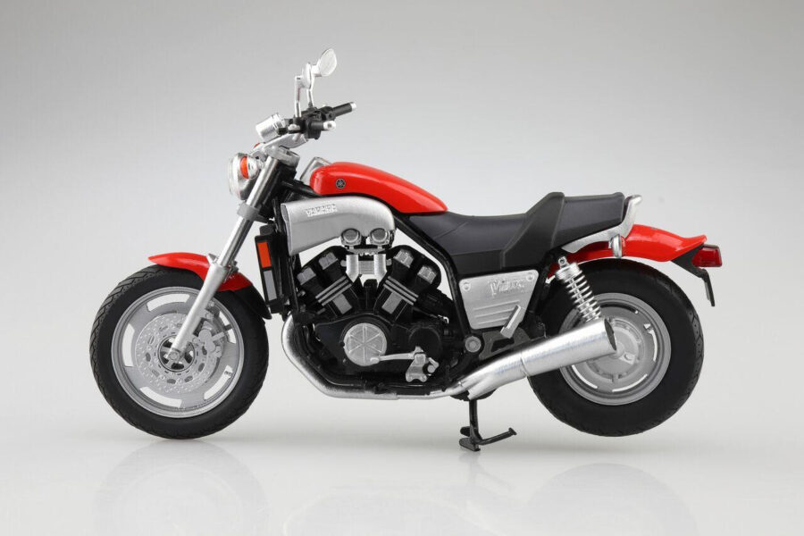 1:12 Scale Aoshima Yamaha Vmax (Fire Red) Diecast Model - Image 6