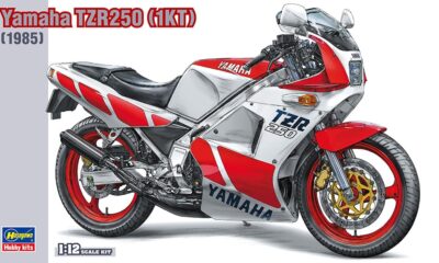 1:12 Scale Hasegawa Yamaha TZR250 (1KT) Model Kit
