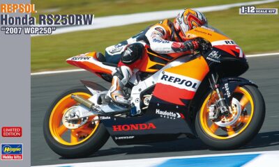 1:12 Scale Hasegawa Honda Repsol RS250RW "2007 WGP 250" Model Kit