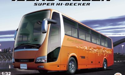 1:32 Scale Fujimi Mitsubishi Fuso Aero Queen Super Hi-Decker Model Kit