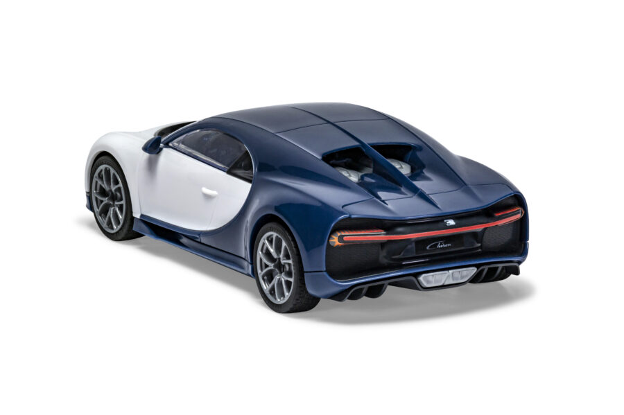 Airfix QUICKBUILD - Bugatti Chiron Car Model Kit - Image 3