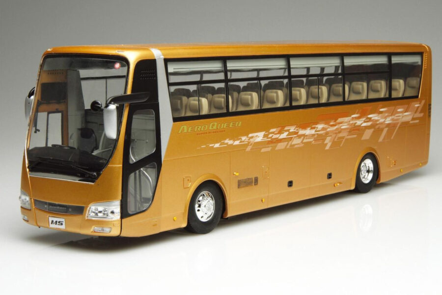 1:32 Scale Fujimi Mitsubishi Fuso Aero Queen Super Hi-Decker Model Kit - Image 2